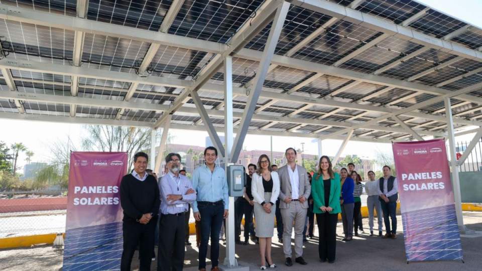 Gobierno de Sonora inicia uso de energía solar en oficinas de la Secretaría de Economía y Turismo